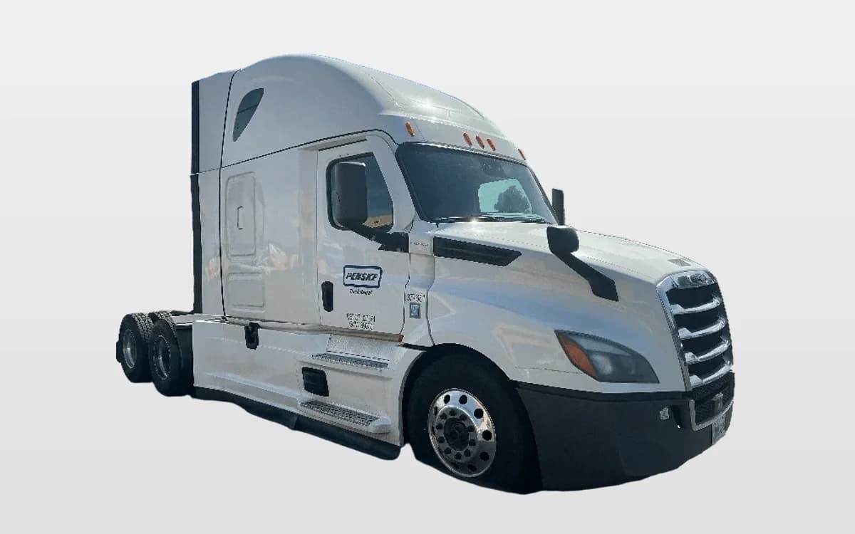 2021 Freightliner Cascadia in Torrance, CA