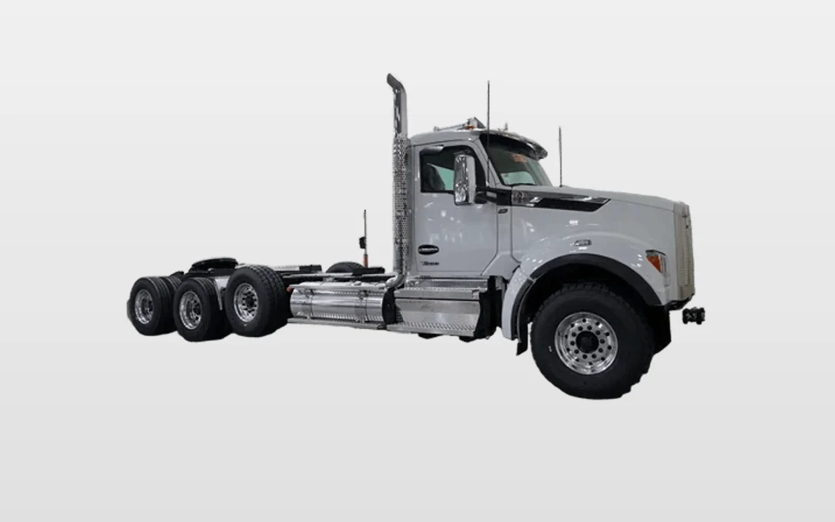 2027 Kenworth T880