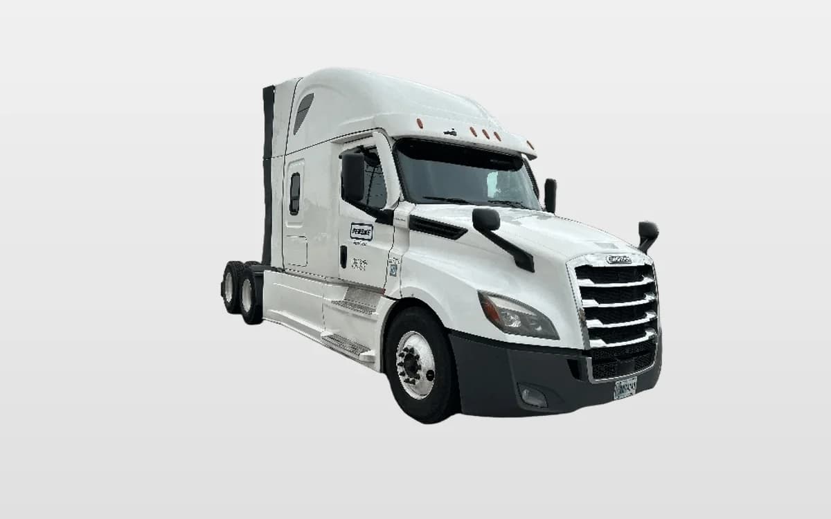 2021 Freightliner Cascadia in Fontana, CA