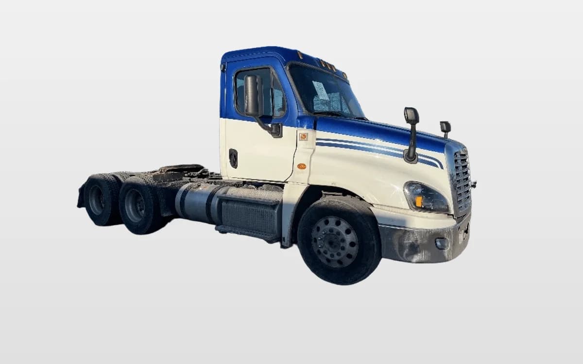 2018 Freightliner Cascadia in Torrance, CA