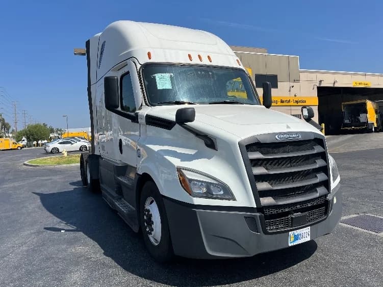 2023 Freightliner Cascadia