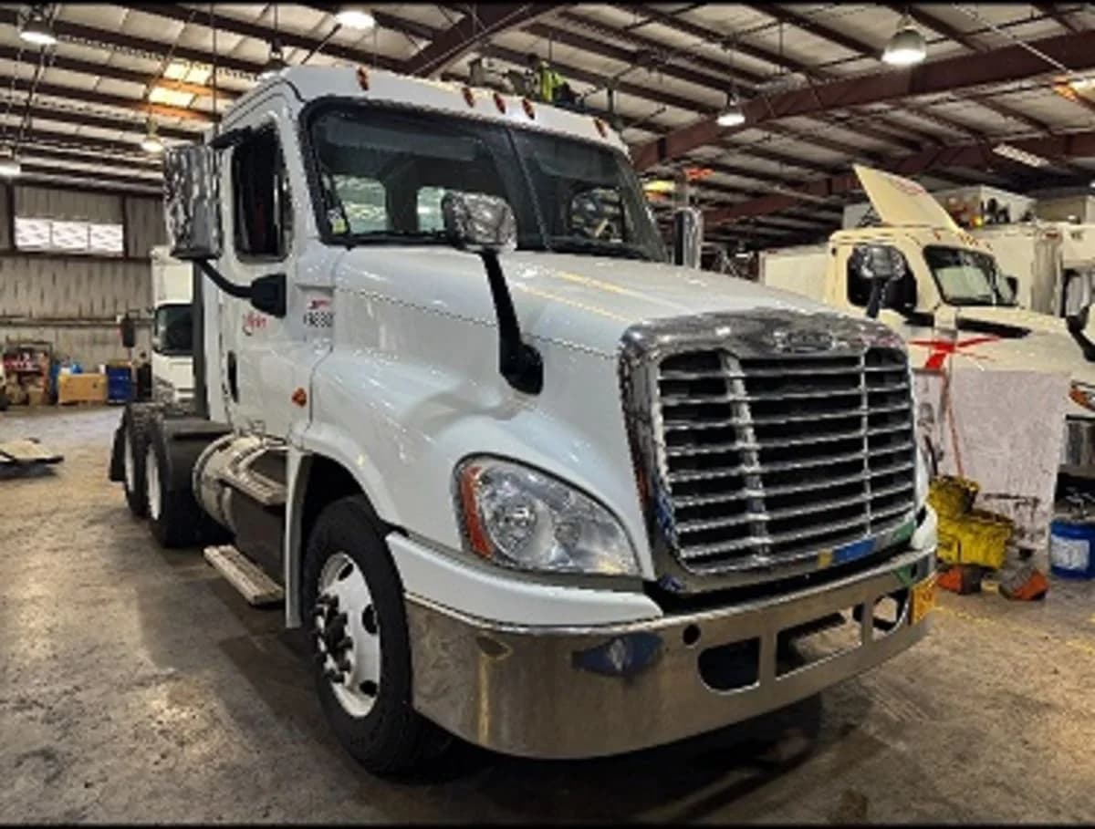 2016 Freightliner Cascadia