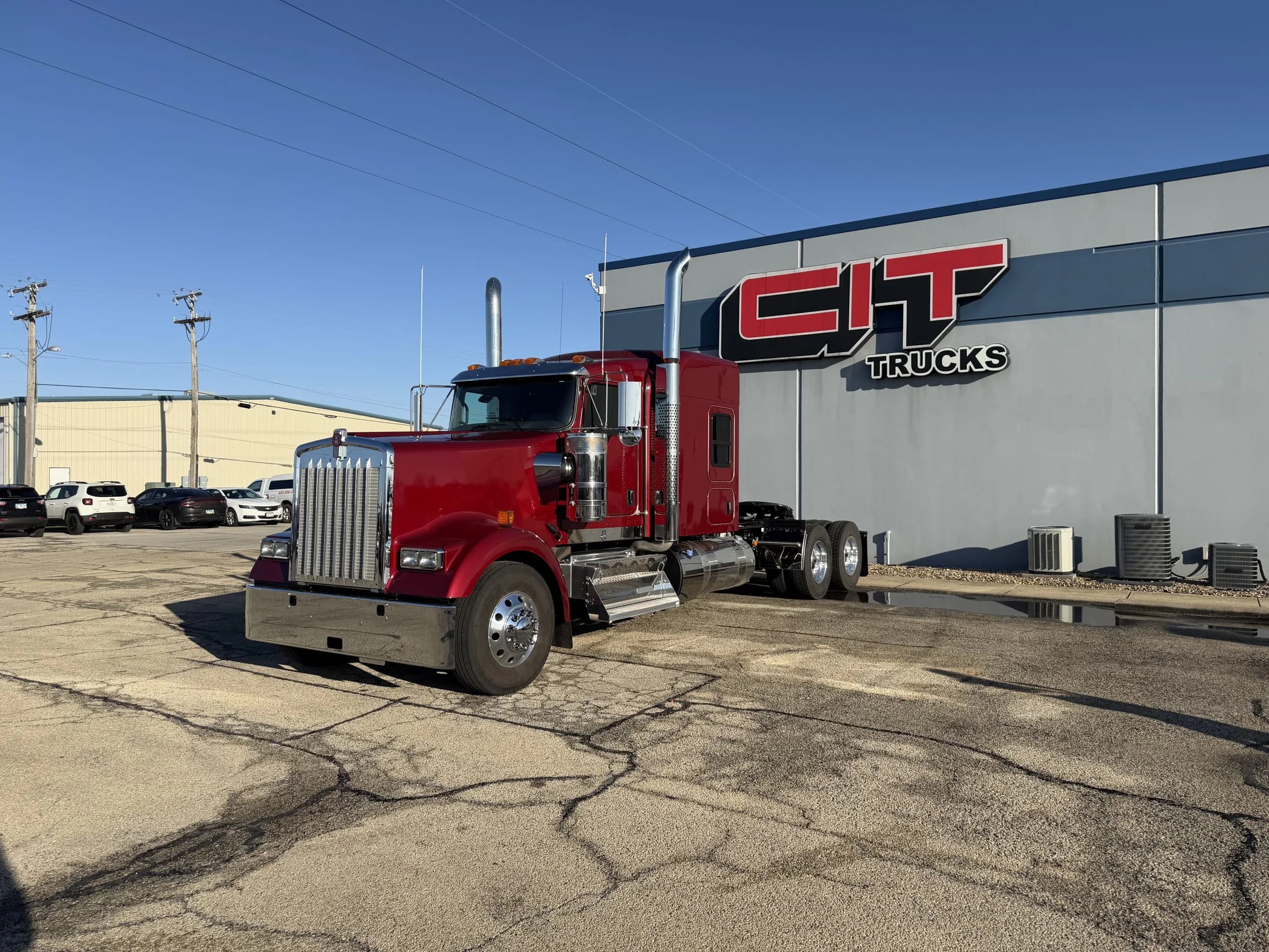 2027 Kenworth W900