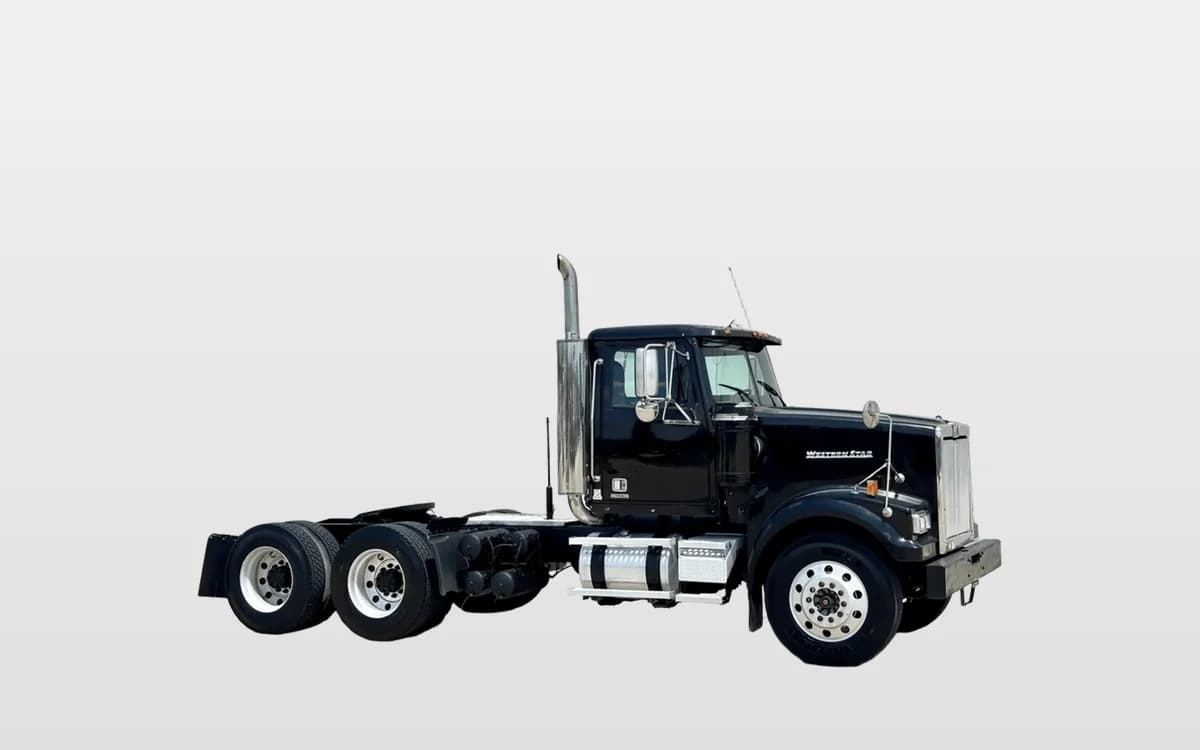 2017 Western Star 4900