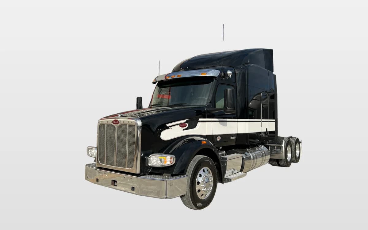 2023 PETERBILT 567