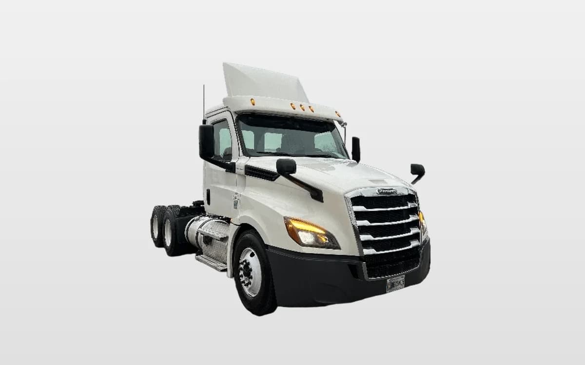 2020 Freightliner Cascadia in Chattanooga, TN