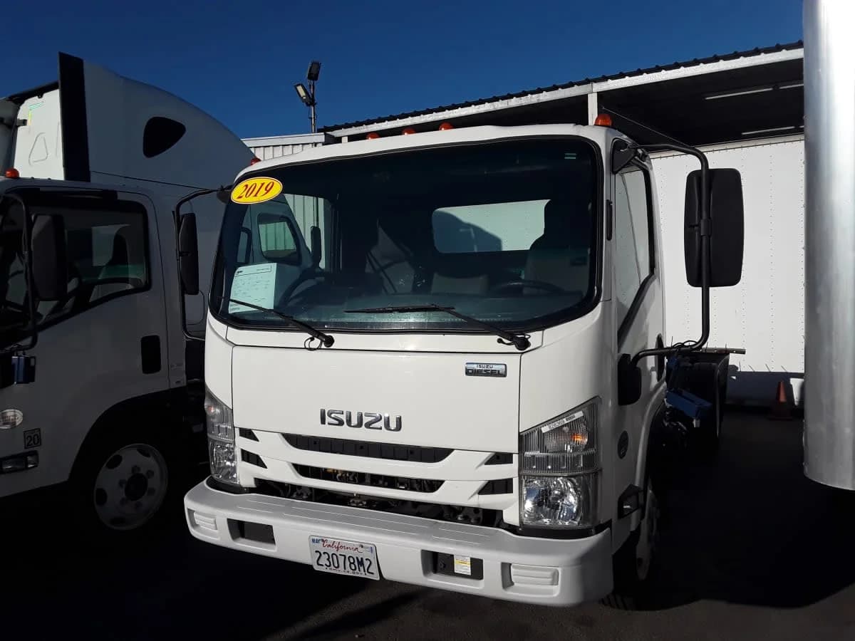 2019 Isuzu NRR