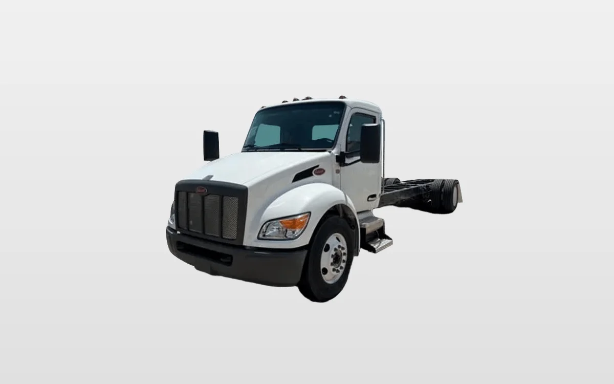 2023 Peterbilt 536