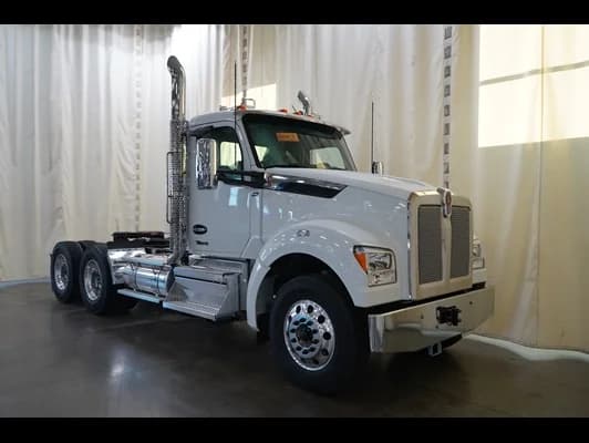 2026 Kenworth T880