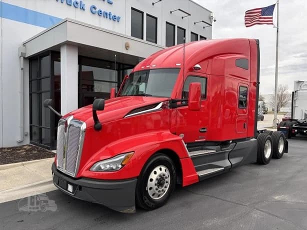 2023 Kenworth T680