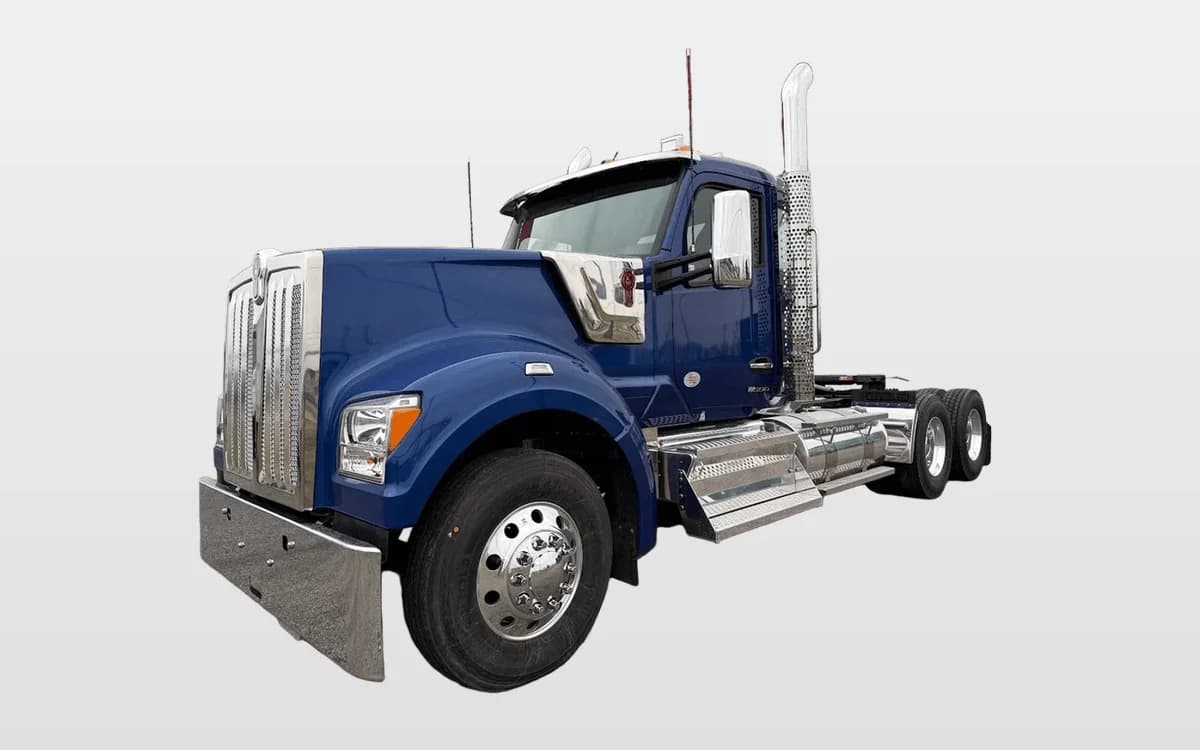 2027 Kenworth W990