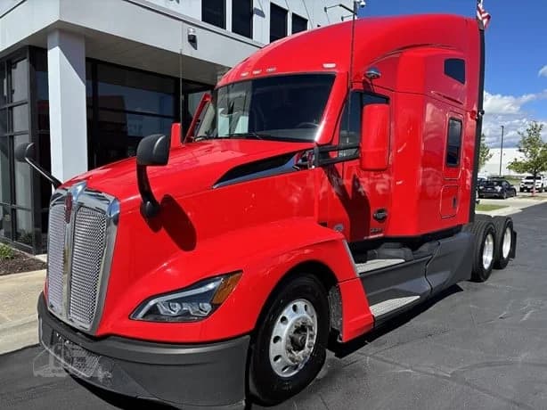 2023 Kenworth T680