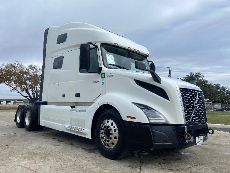 2023 Volvo VNL 760