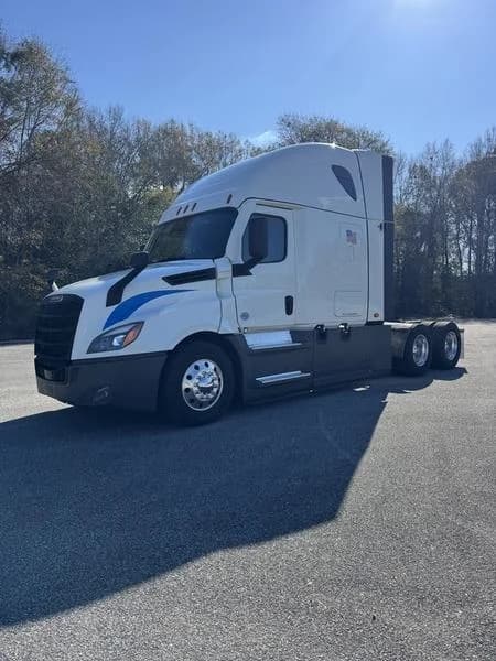 2022 Freightliner Cascadia