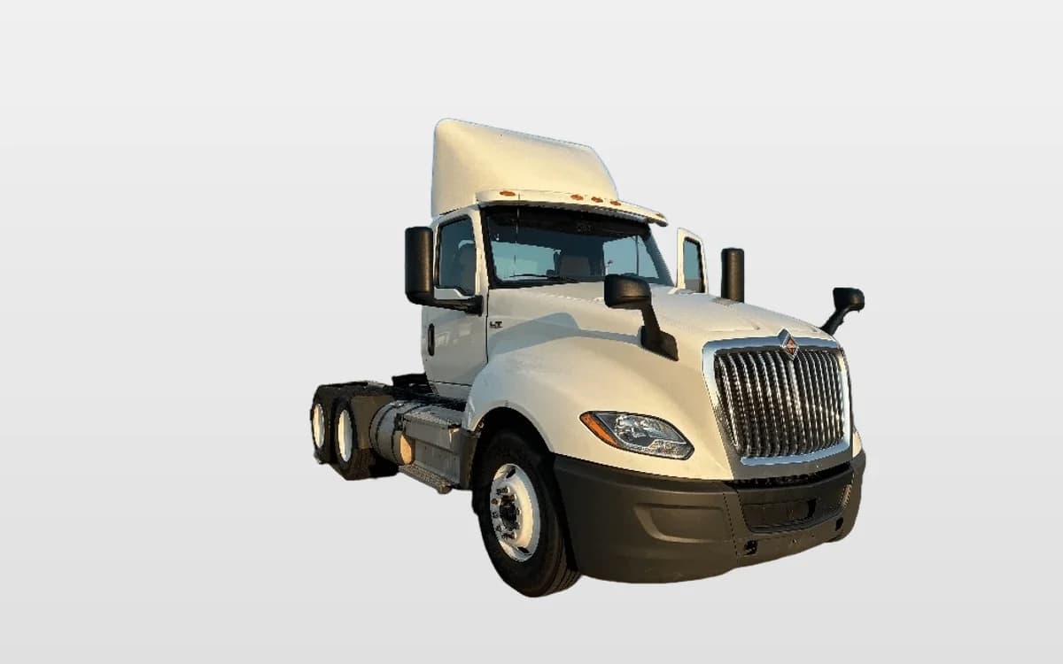 2018 International LT in Arlington, TX
