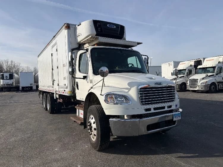 2019 Freightliner M2 106