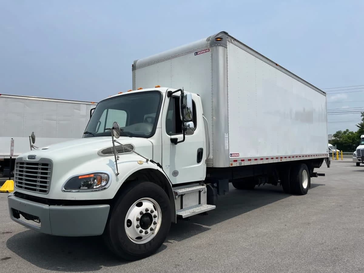 2019 Freightliner M2 106