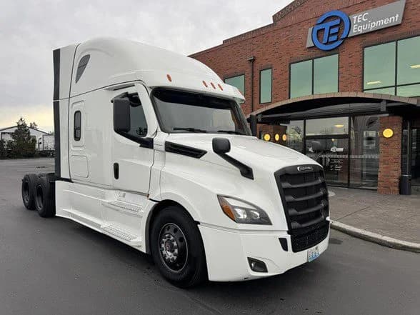 2022 Freightliner Cascadia