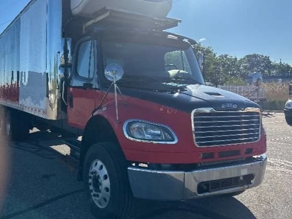 2018 Freightliner M2 106