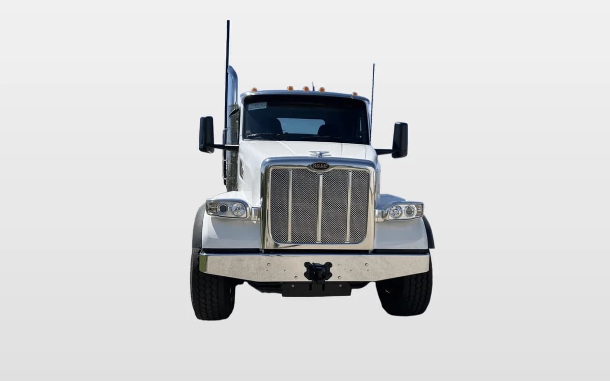 2025 Peterbilt 567