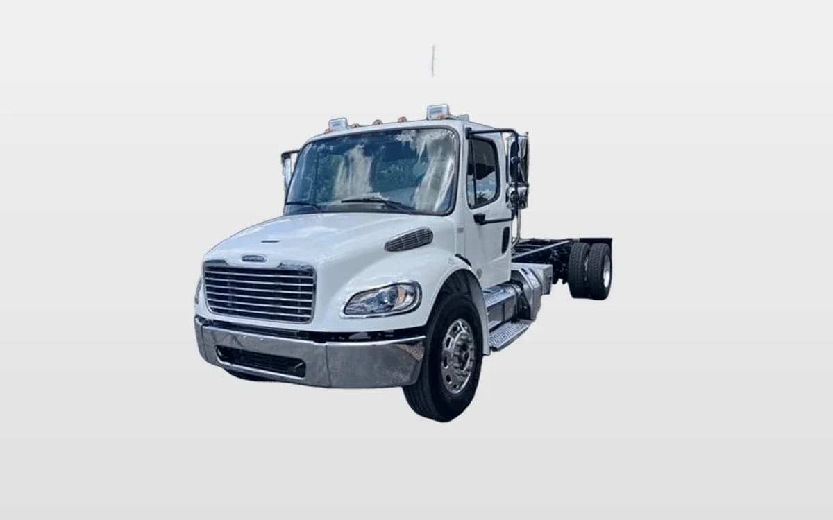 2023 Freightliner M2 106