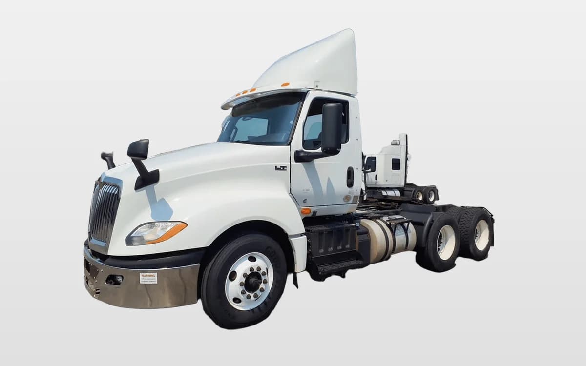 2018 International LT in Oak Creek, WI