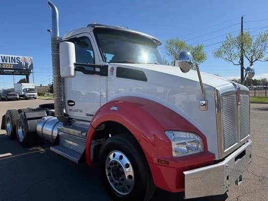 2020 Kenworth T880