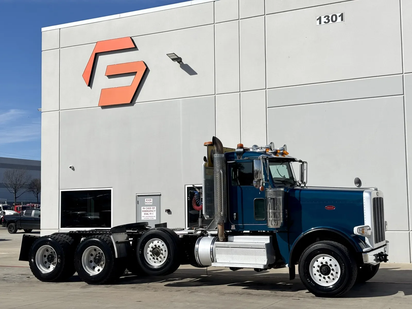 2022 Peterbilt 389