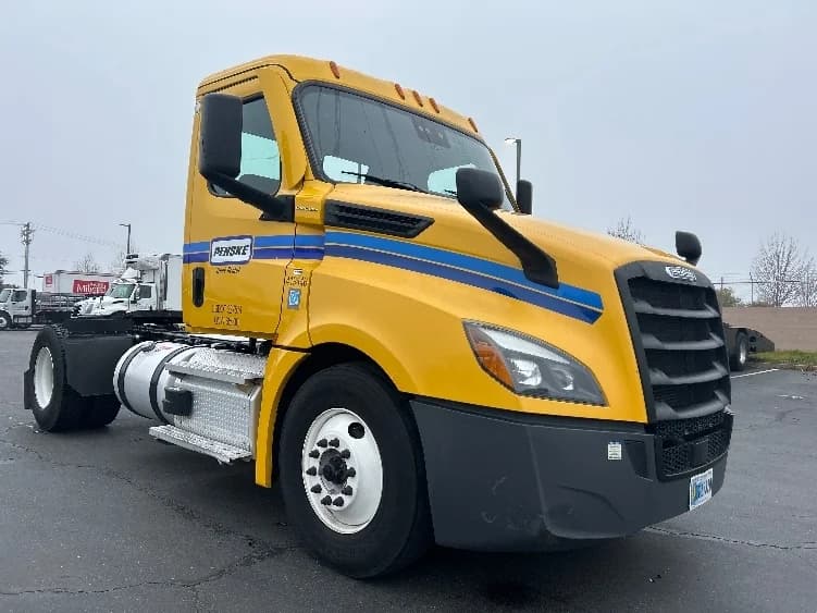 2022 Freightliner Cascadia