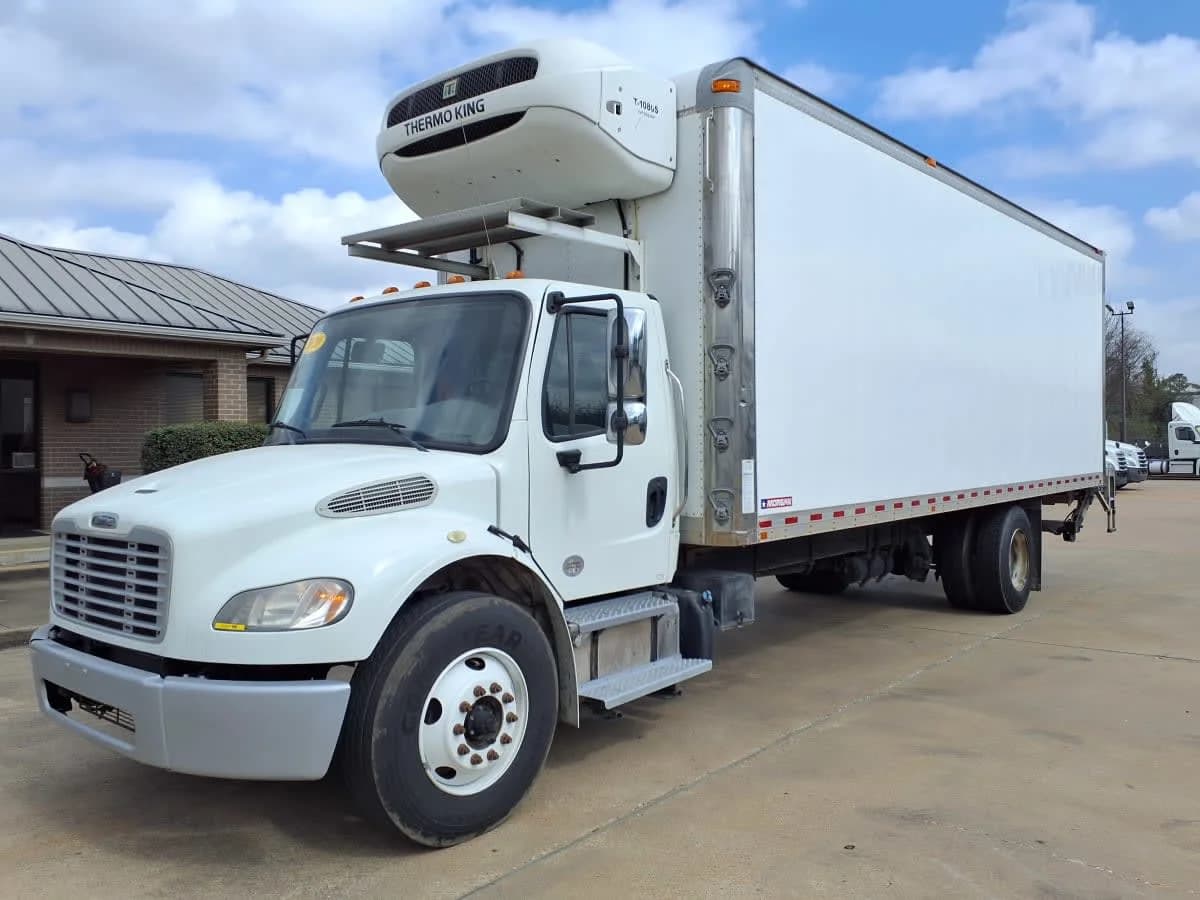2020 Freightliner M2 106