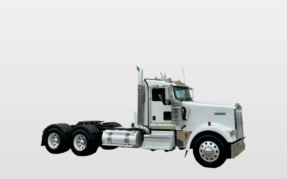 2023 Kenworth W900 in Hutchins, TX