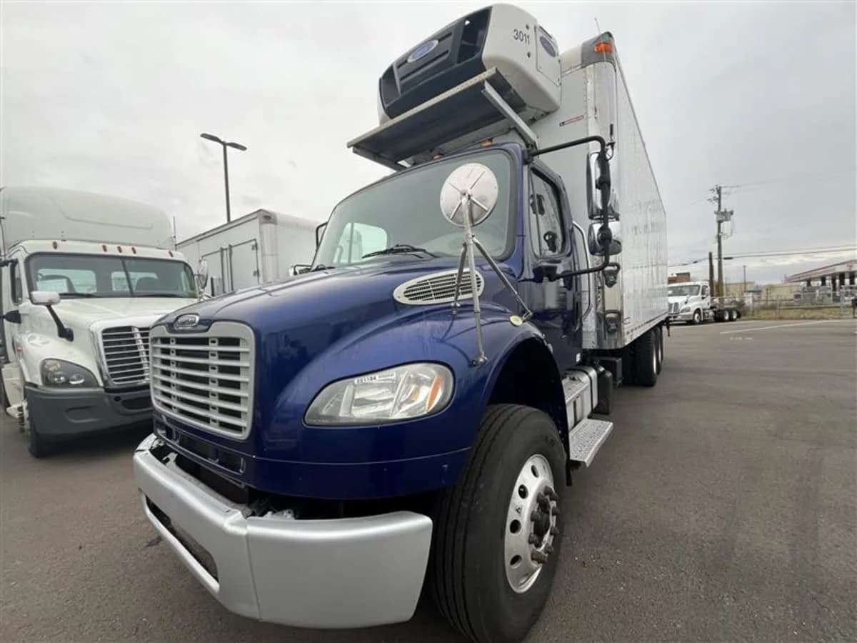 2018 Freightliner M2 106