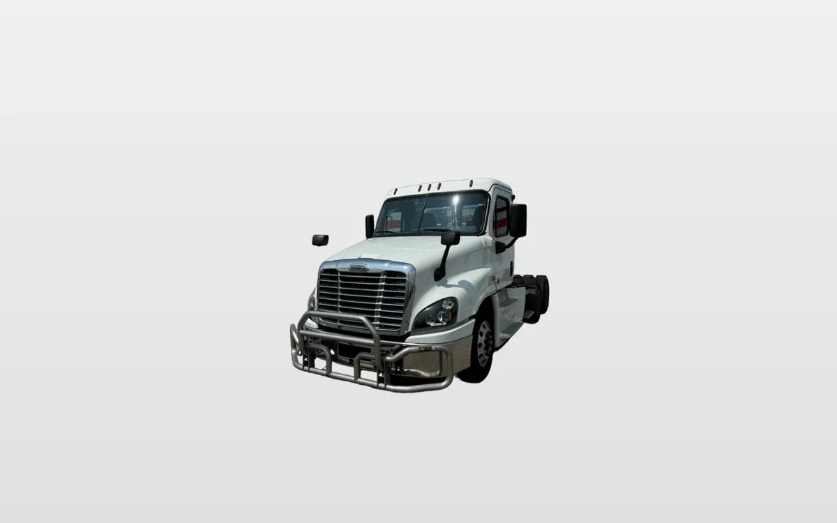 2020 Freightliner Cascadia in Cleveland, OH
