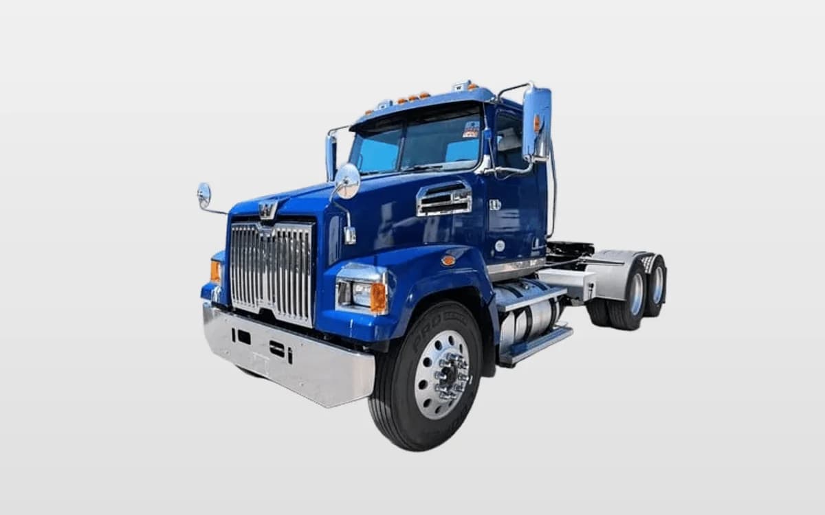 2022 WESTERN STAR 4700