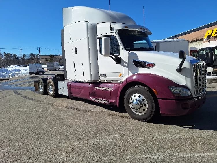 2020 Peterbilt 579