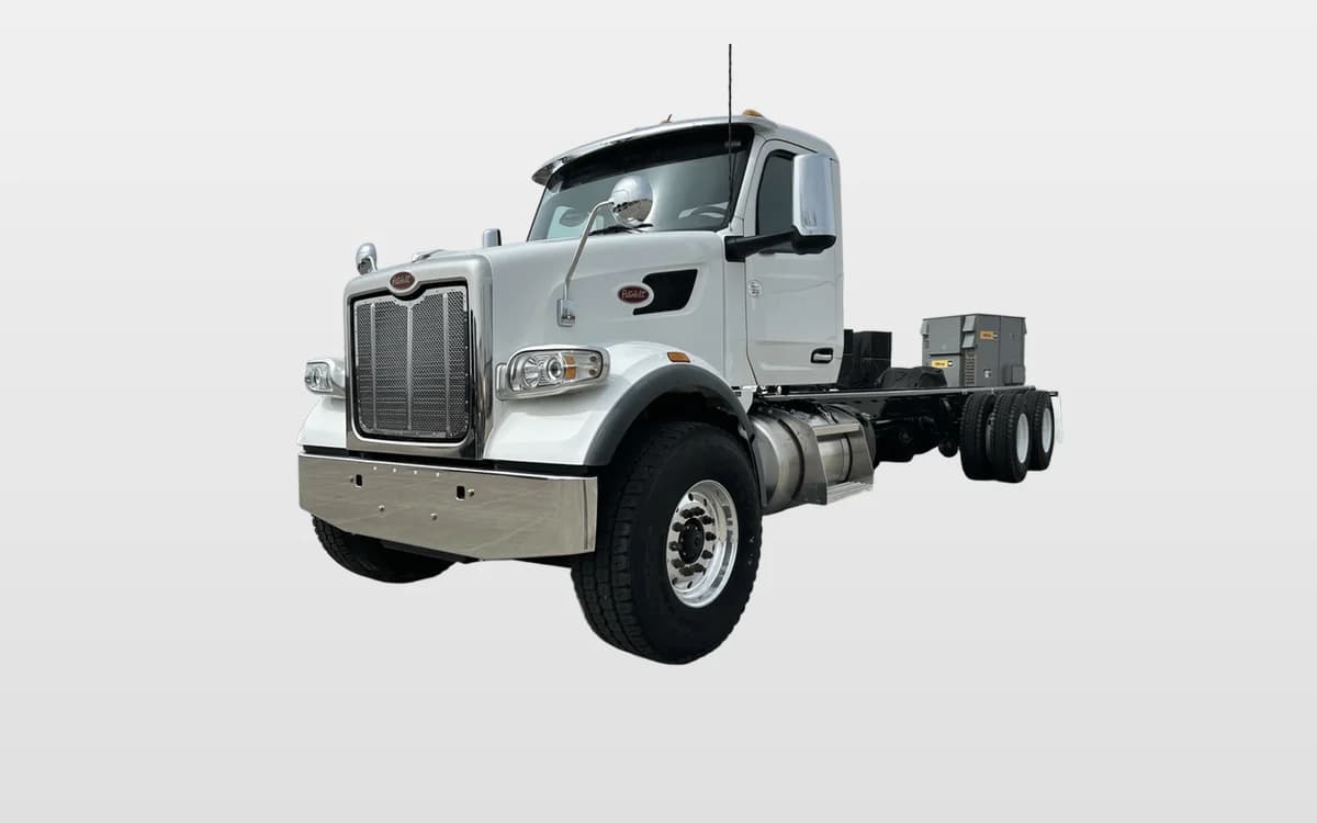 2024 Peterbilt 567 in Perrysburg, OH