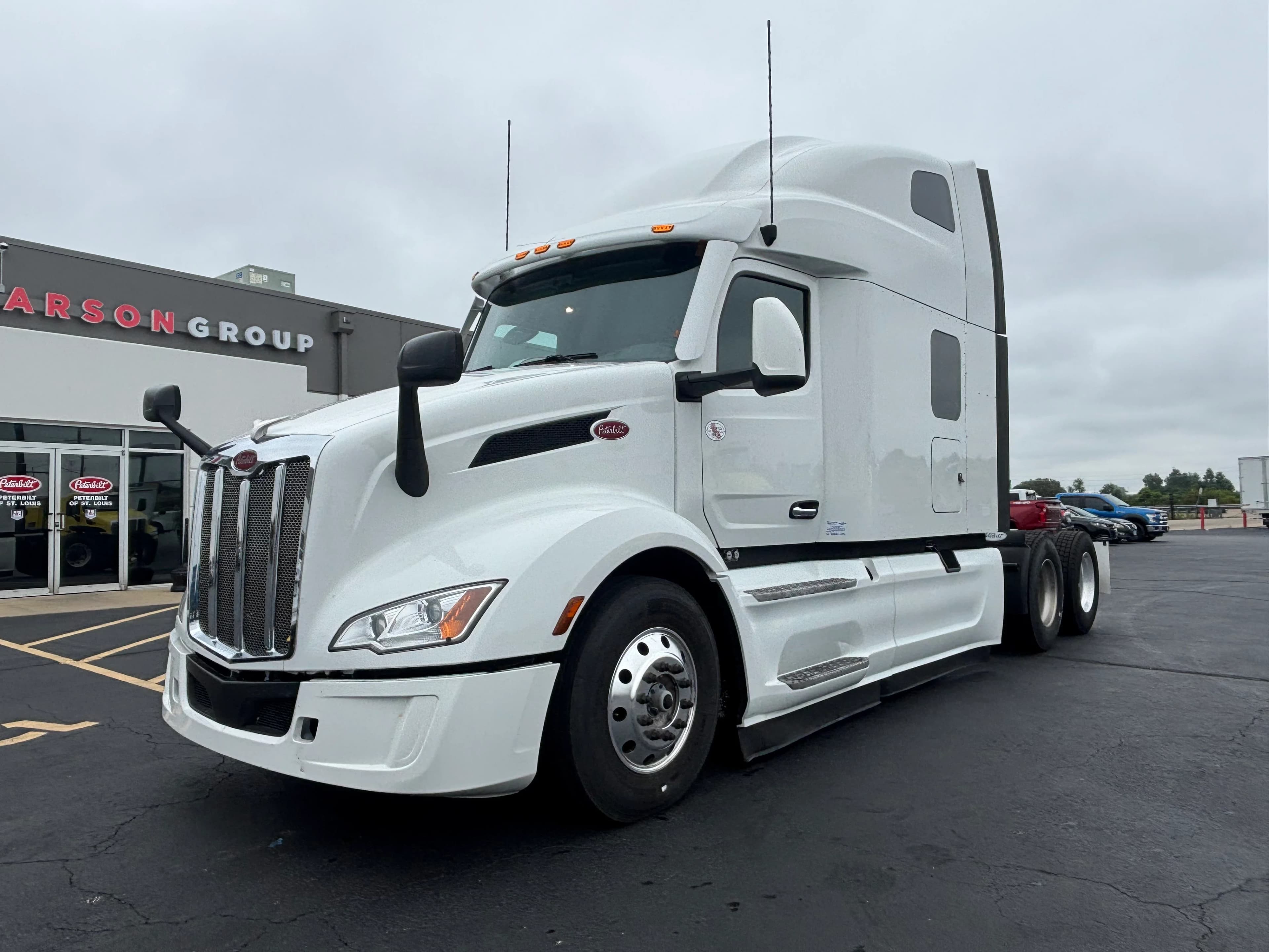 2023 Peterbilt 579