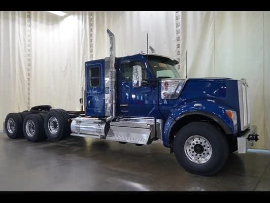 2027 Kenworth W990