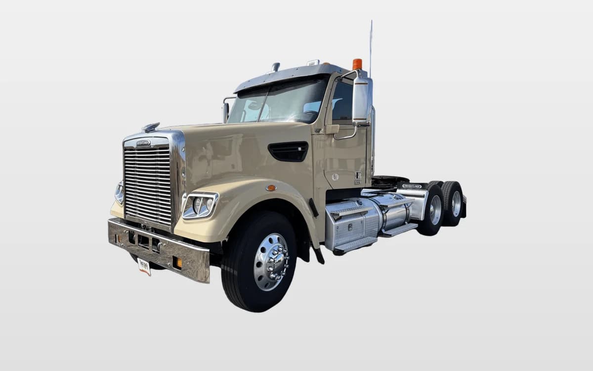 2020 Freightliner 122SD