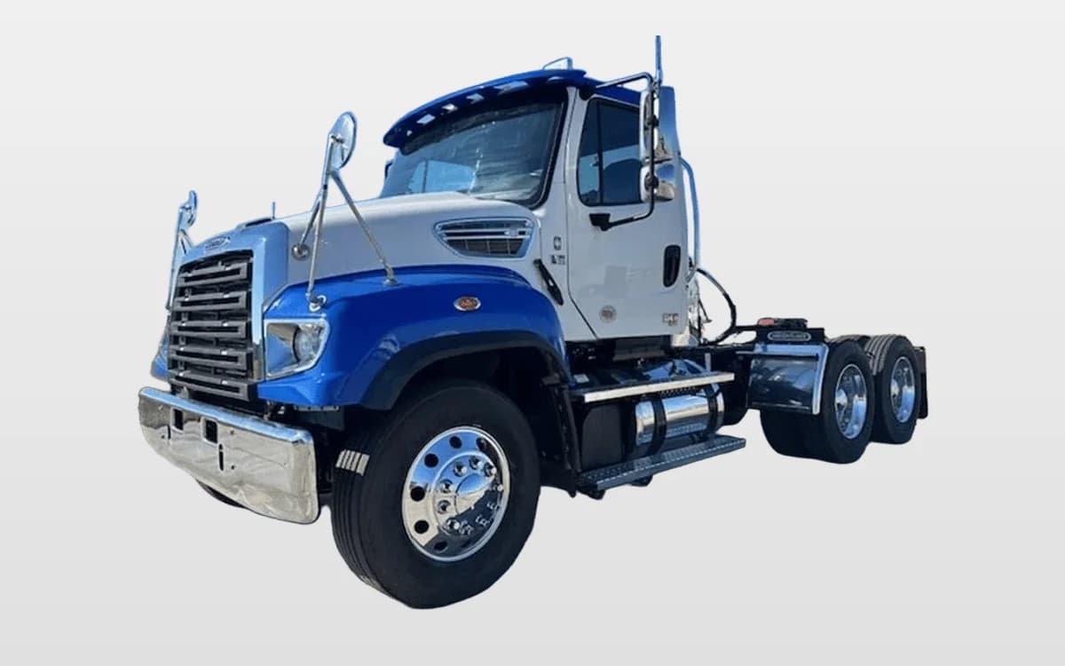 2025 Freightliner 114SD