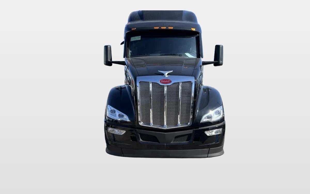 2027 Peterbilt 579