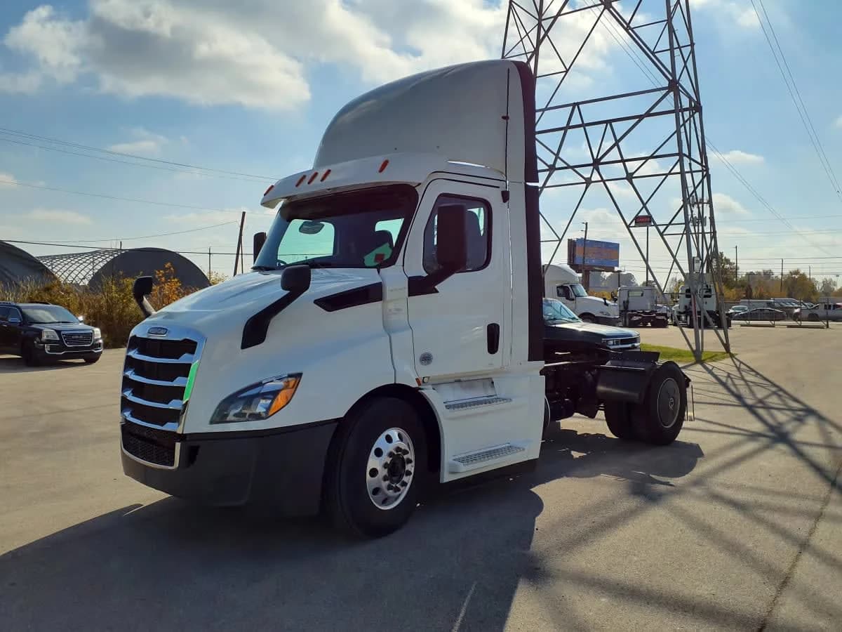2020 Freightliner Cascadia