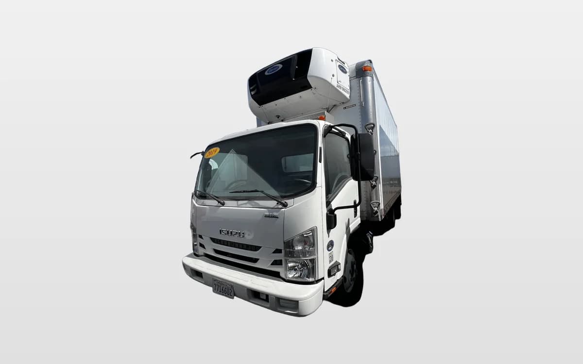 2019 Isuzu NRR in West Sacramento, CA