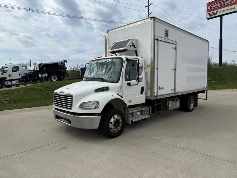 2020 Freightliner M2 106