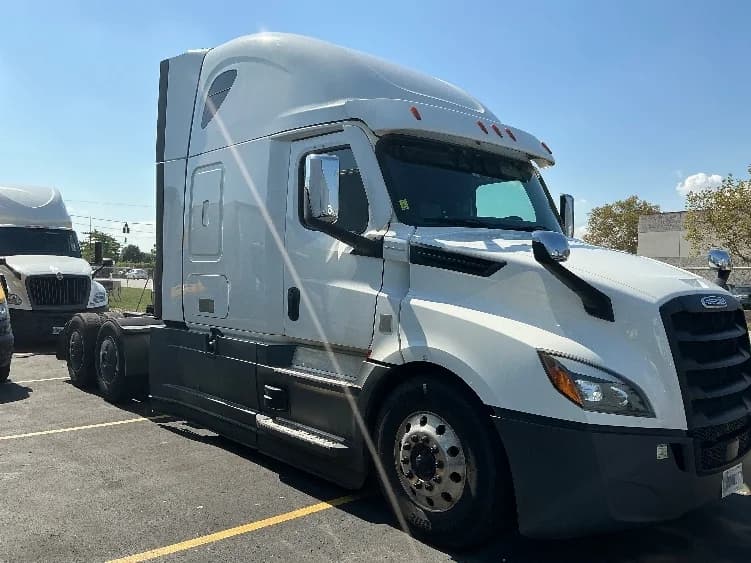 2022 Freightliner Cascadia