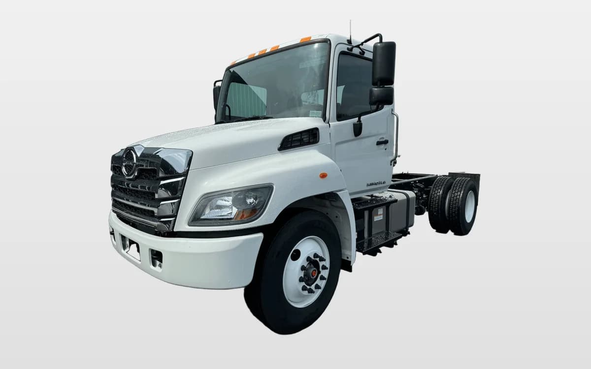 2025 Hino L7
