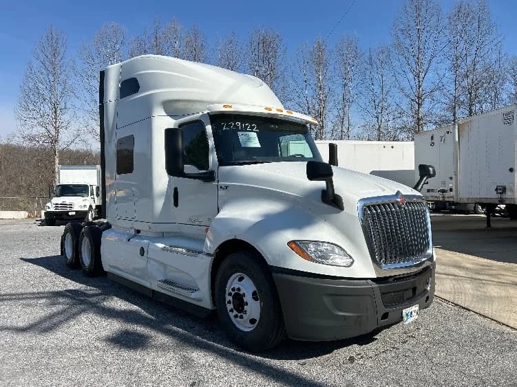 2019 International LT