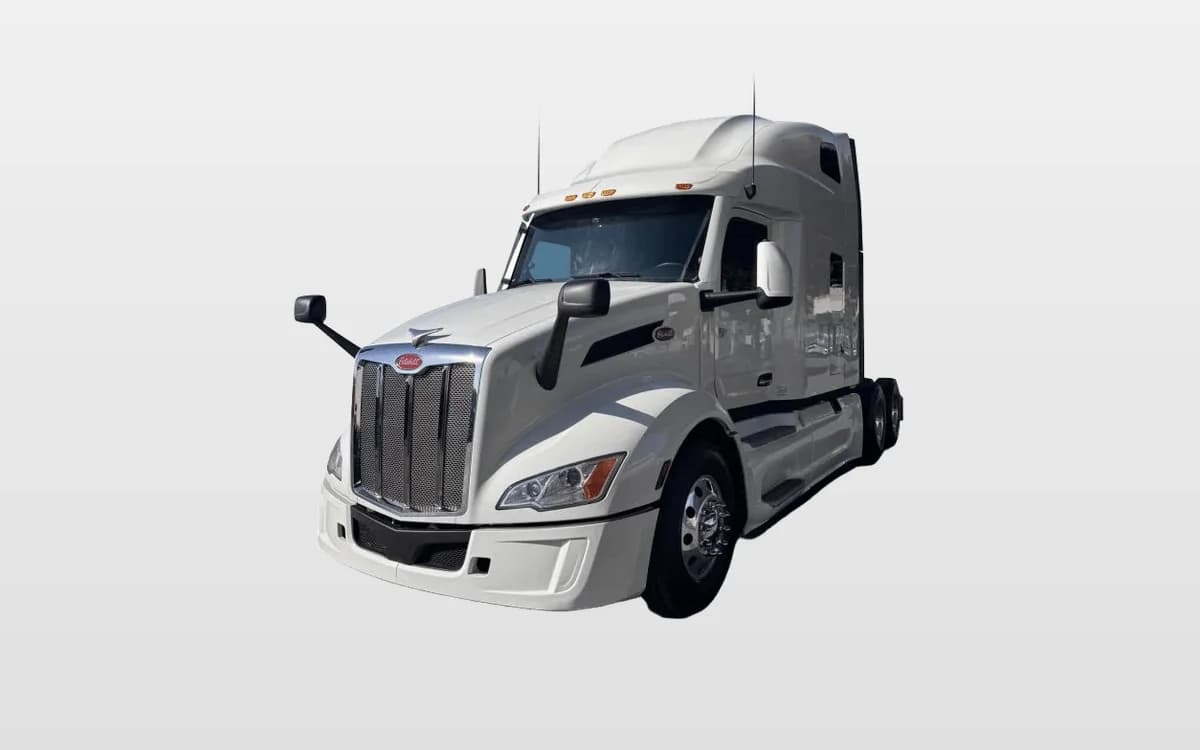 2023 Peterbilt 579