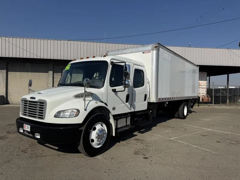 2018 Freightliner M2 106