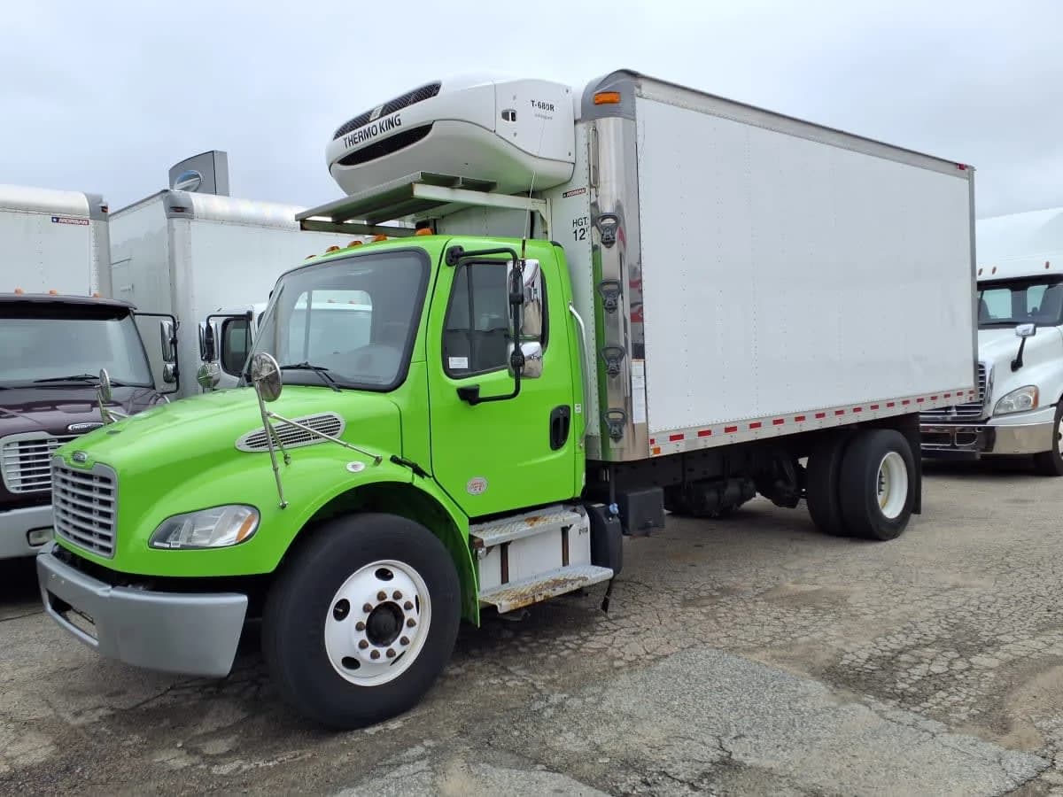 2019 Freightliner M2 106